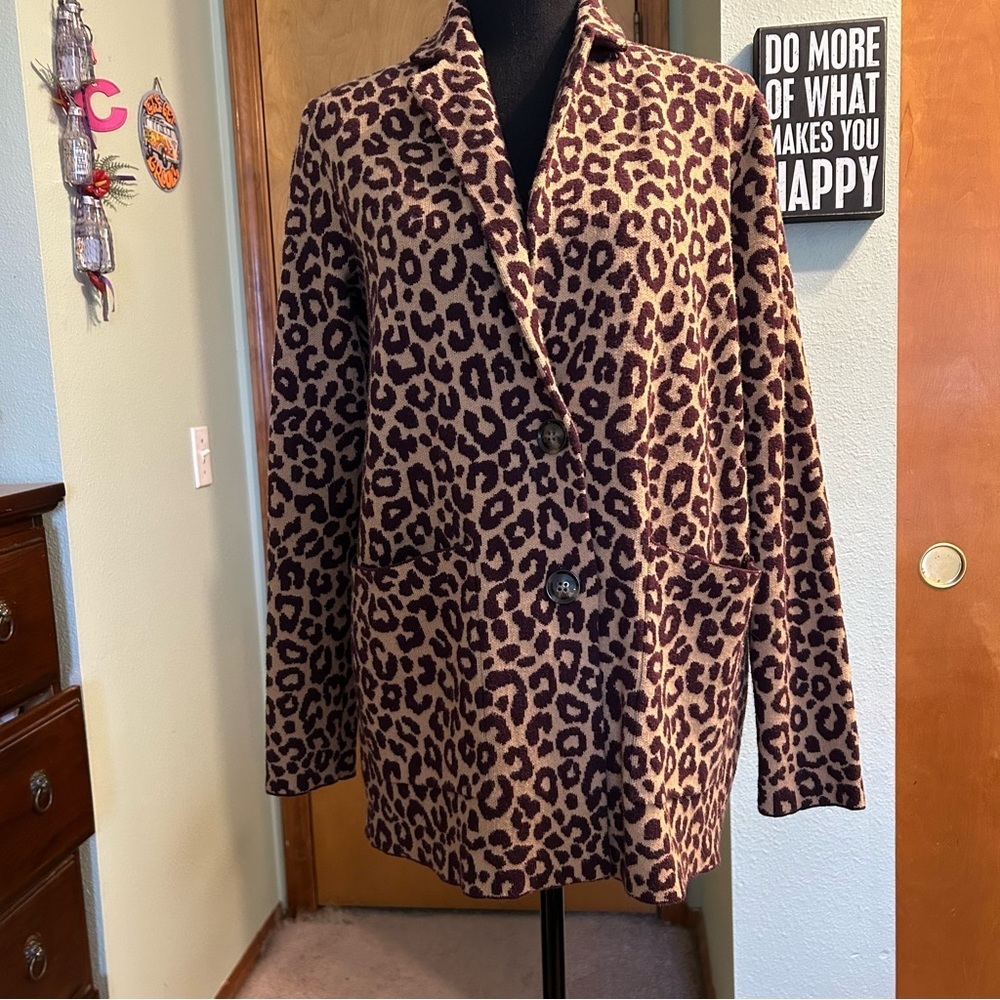 Ann Taylor brown leopard print 2 button sweater cardigan blazer size M